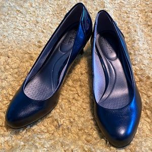 Life Stride black heel Size 9M